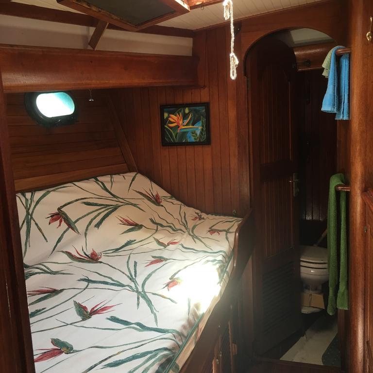 Botel St Thomas On Sailboat Ragamuffin Incl Meals Water Toys Water Island