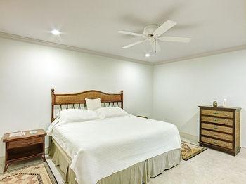 Hotel White Sands