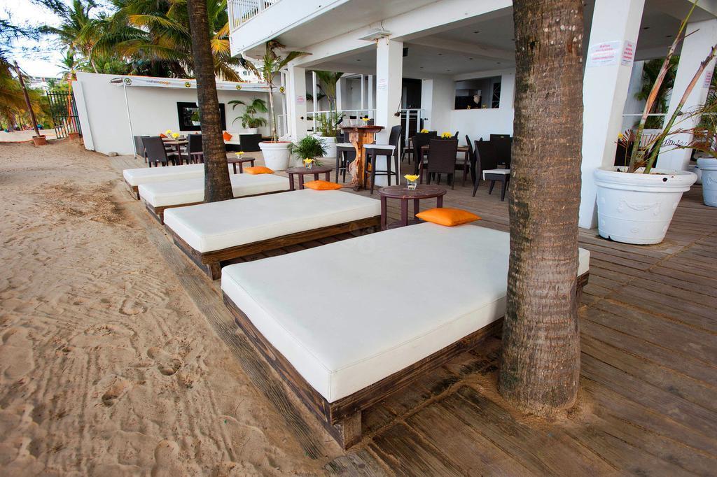 Hotel The Beach House