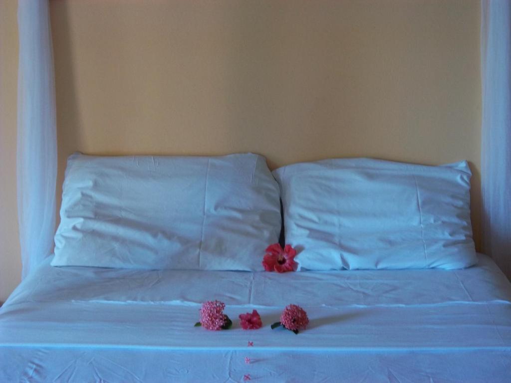Hotel By The Sea Vacation And