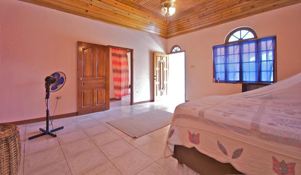 Apartamento Dolphin Bay Yoga Drapers