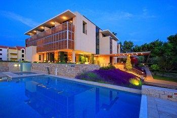 Hotel Leeloo Boutique 3*