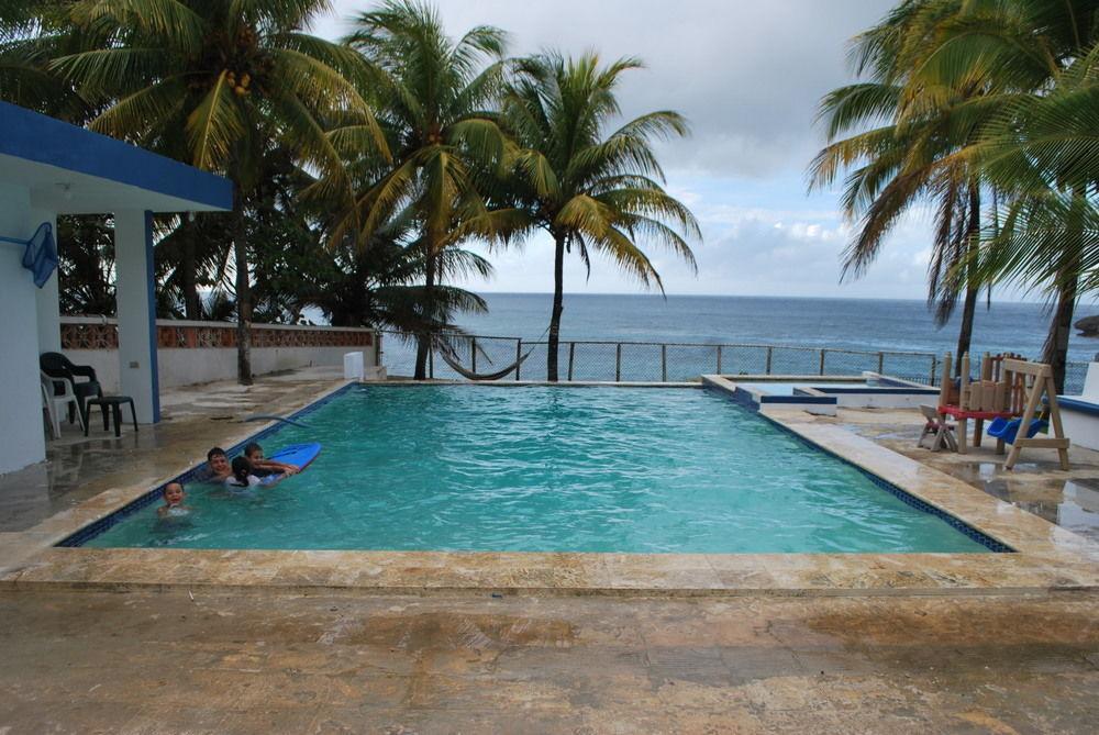 Hospedagem domiciliar Ventana Al Atlantico At Arecibo 681 Ocean Drive *
