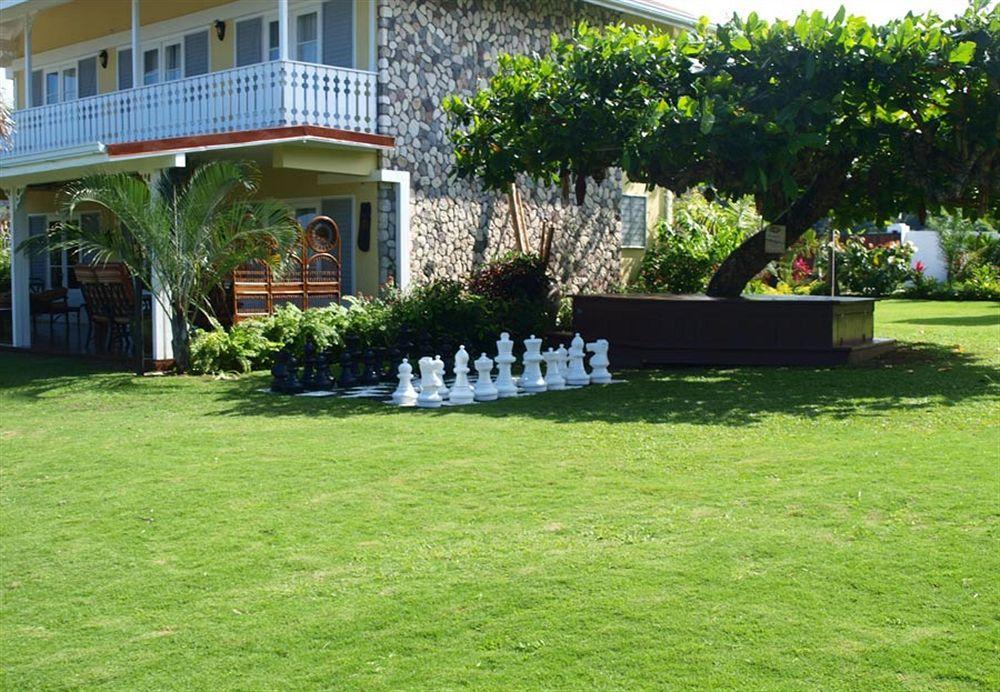 Golden Cove Boscobel