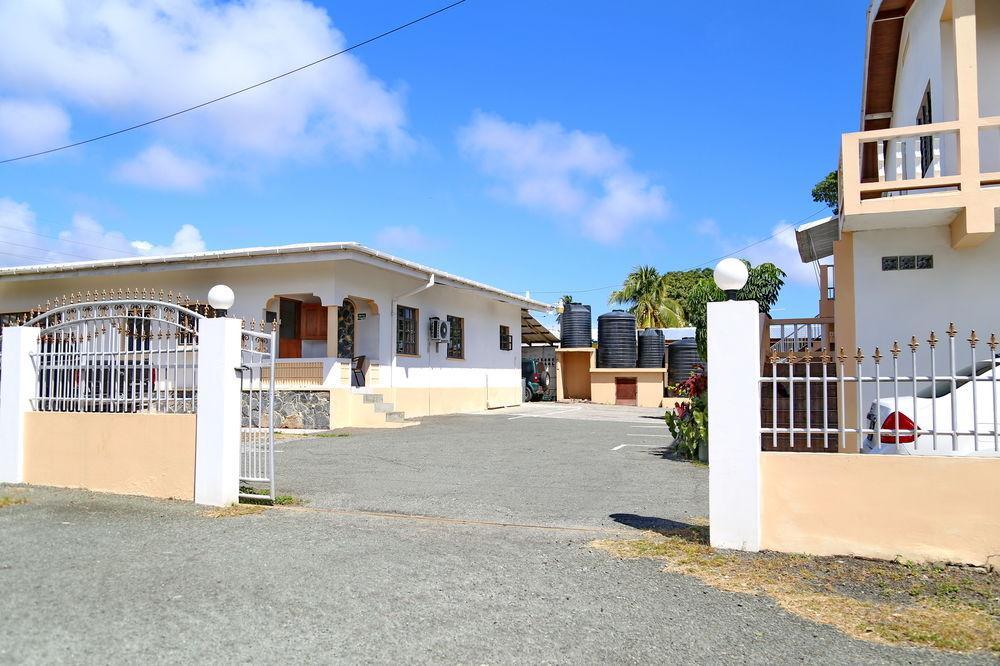 Hotel Lesville Tobago 3*