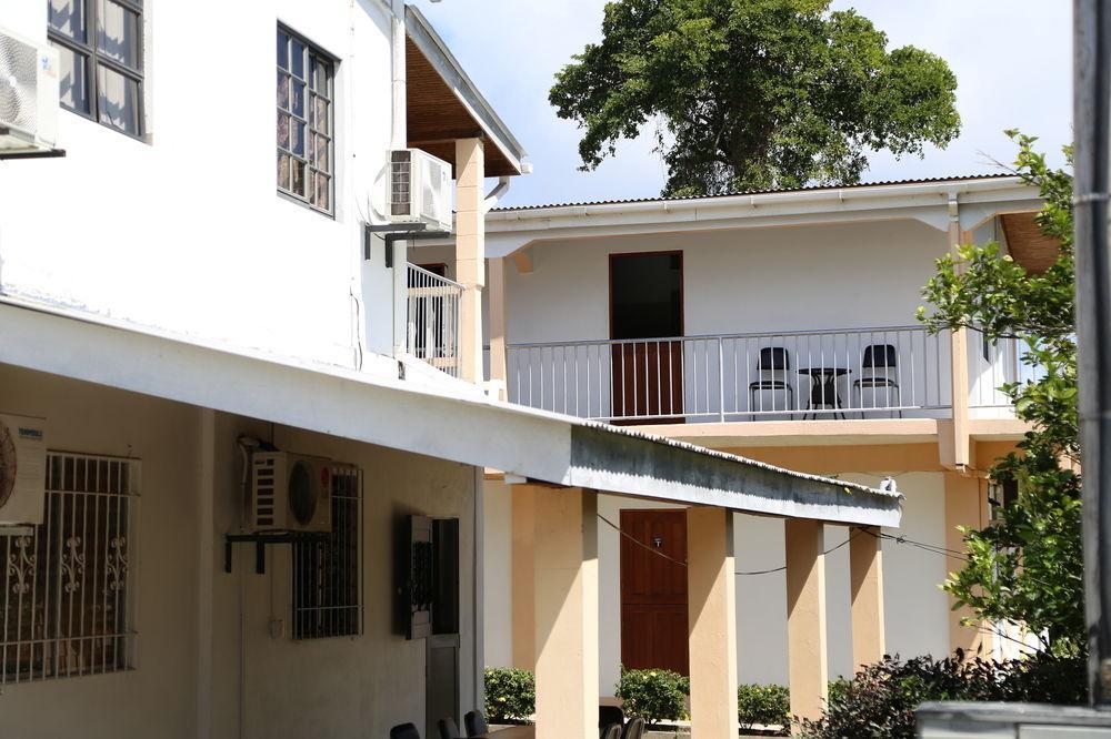 Hotel Lesville Tobago
