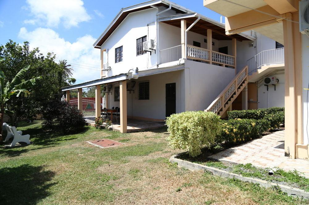 Hotel Lesville Tobago