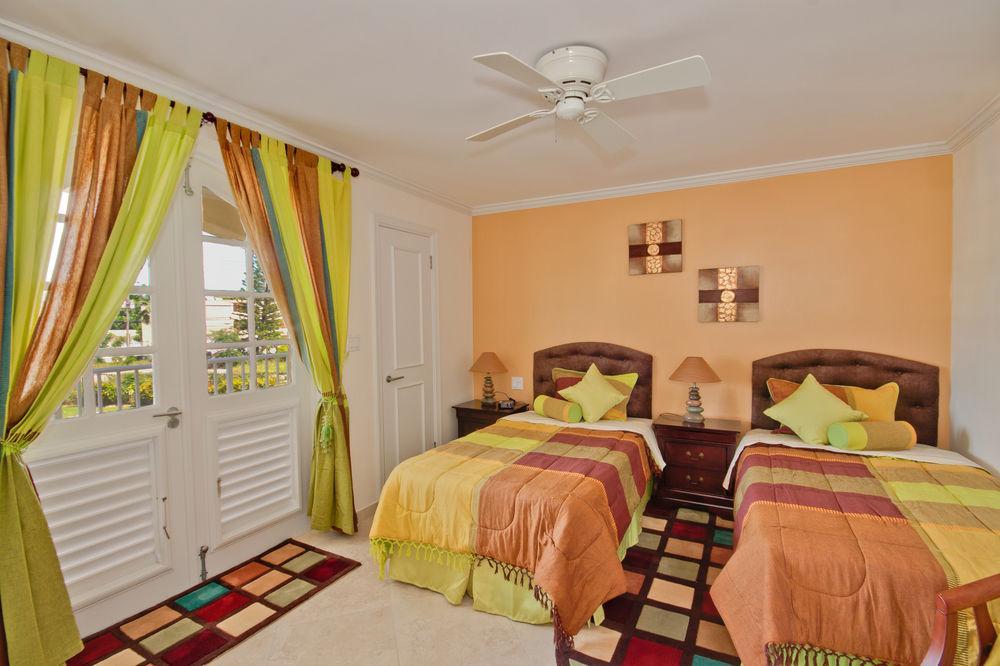 Sapphire Hotel 4*