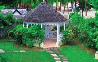 On The 2* Ocho Rios