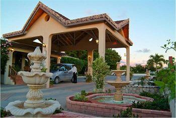 Paradise Cove 3* Long Bay Village