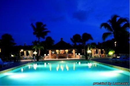 Paradise Cove Resort 3*