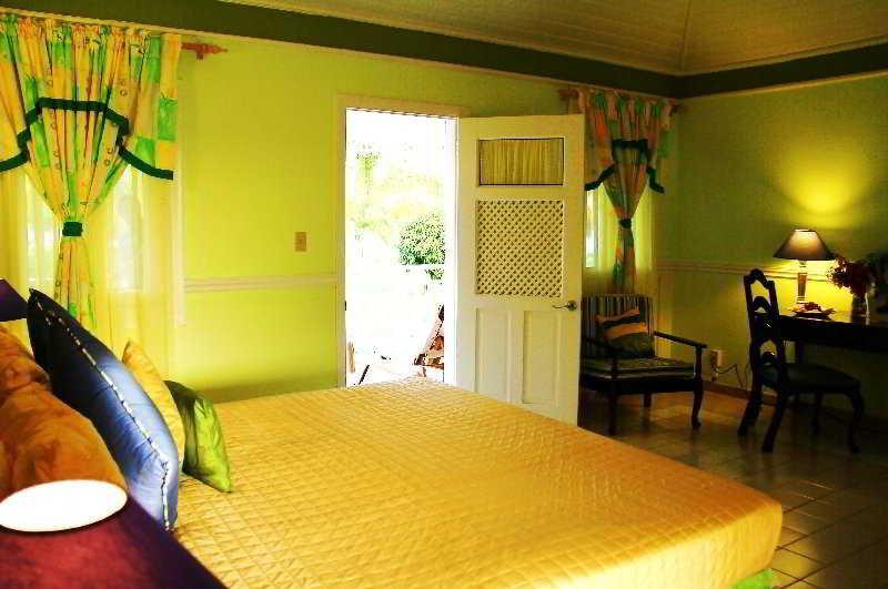 Anguilla Great House 2*