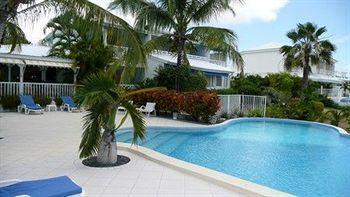 Amaudo Hotel