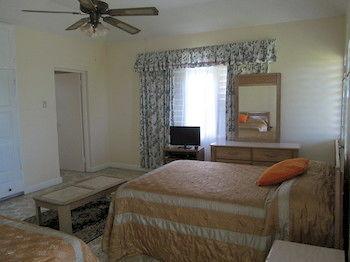 Paradise Inn
