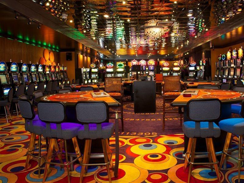 Trupial & Casino Willemstad