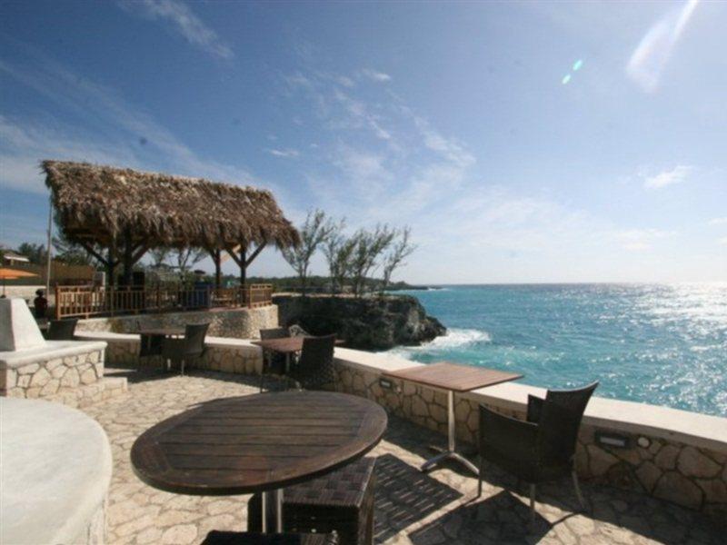 Hotel White Sands 3*