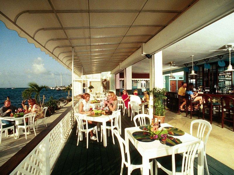 Hotel Caravelle St Croix
