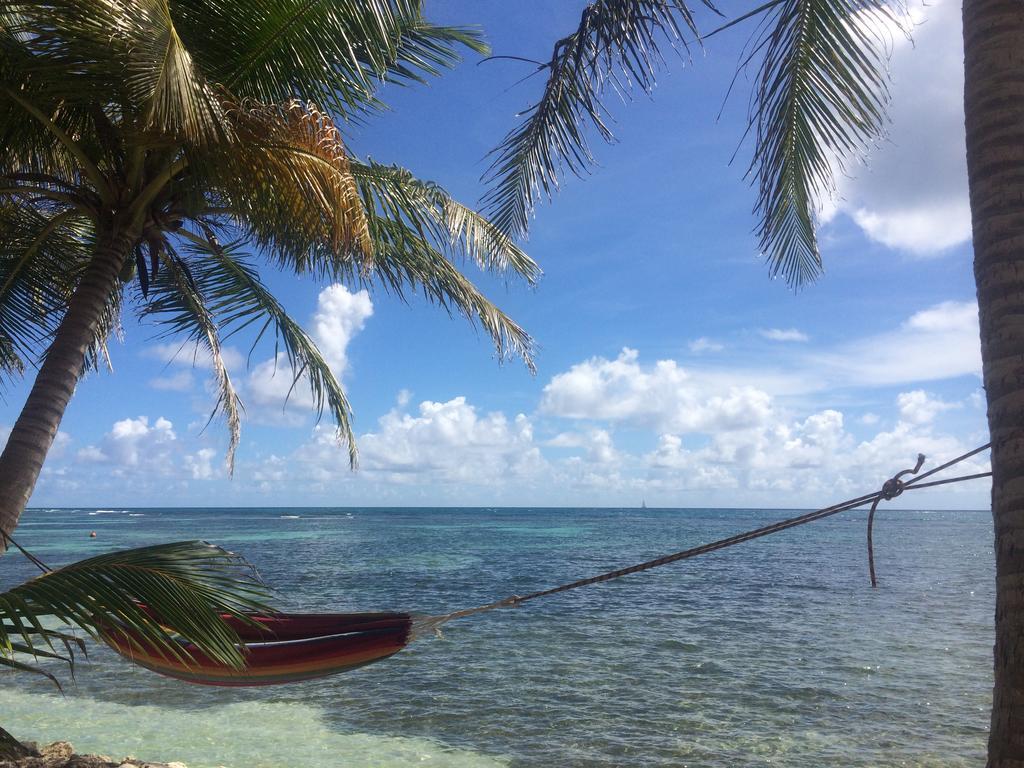 Be On The Sainte-Anne (Grande-Terre)