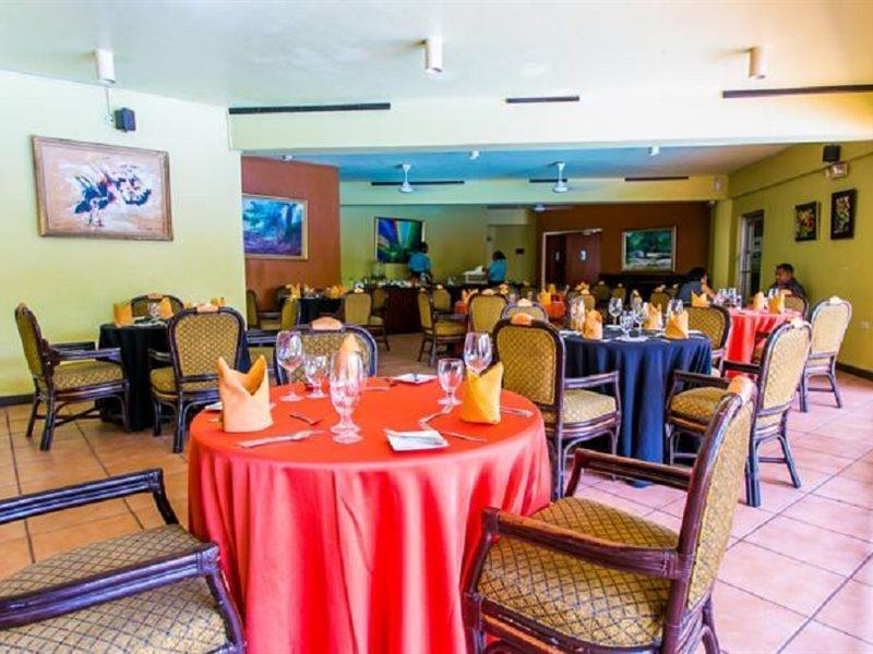 Hotel Altamont Court Kingston