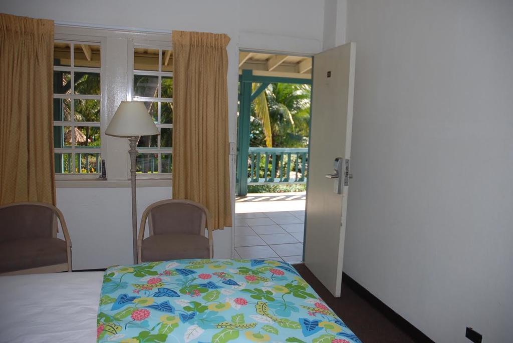 Island Beachcomber Hotel Altona