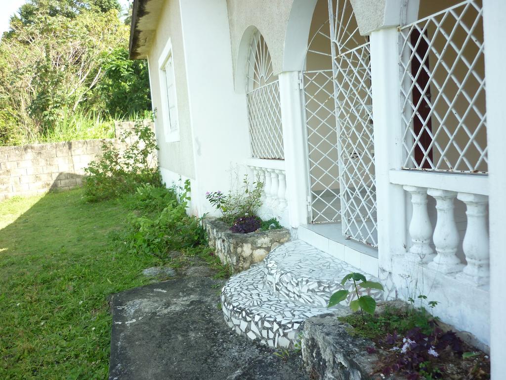 East Bay Guest house