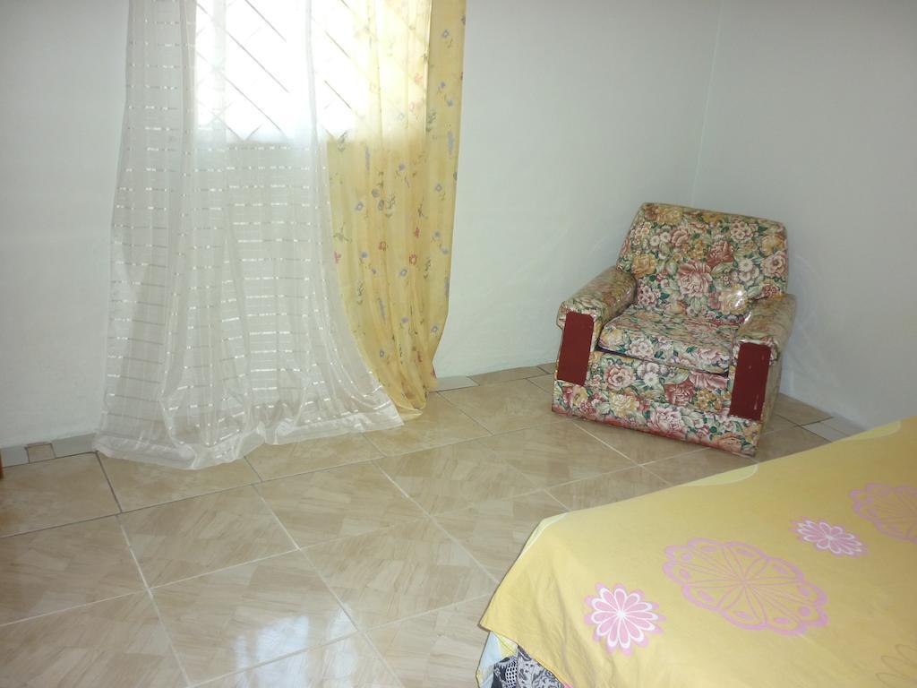 East Bay Guest house