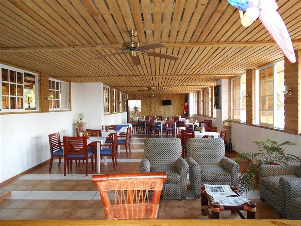 El Quemaito - Luxury Oceanfront Retreat Hotel 3*
