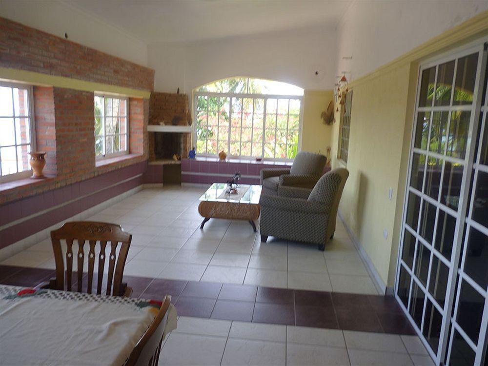 El Quemaito - Luxury Oceanfront Retreat Barahona