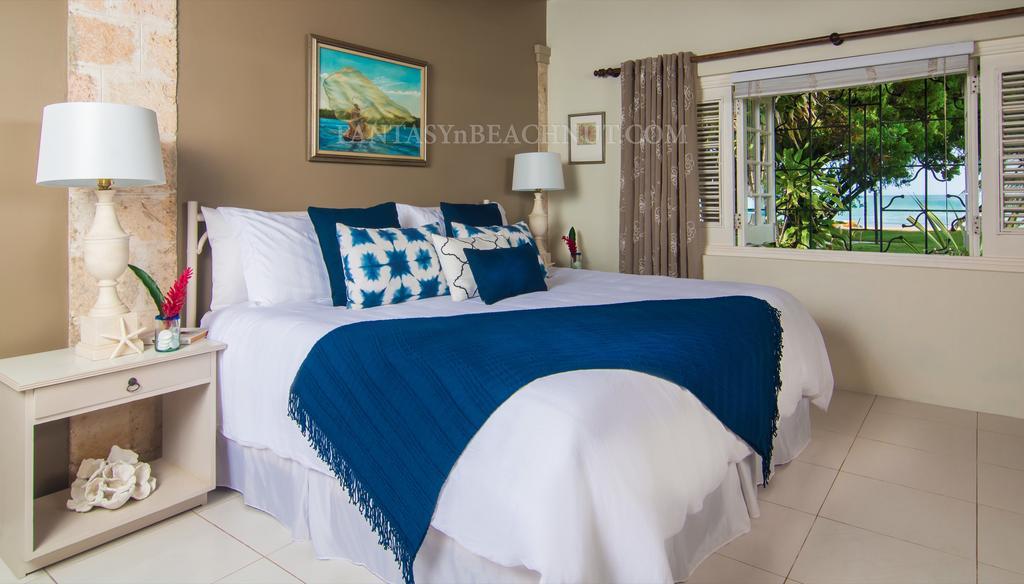 Fantasy & Beachnut Villas Rio Bueno