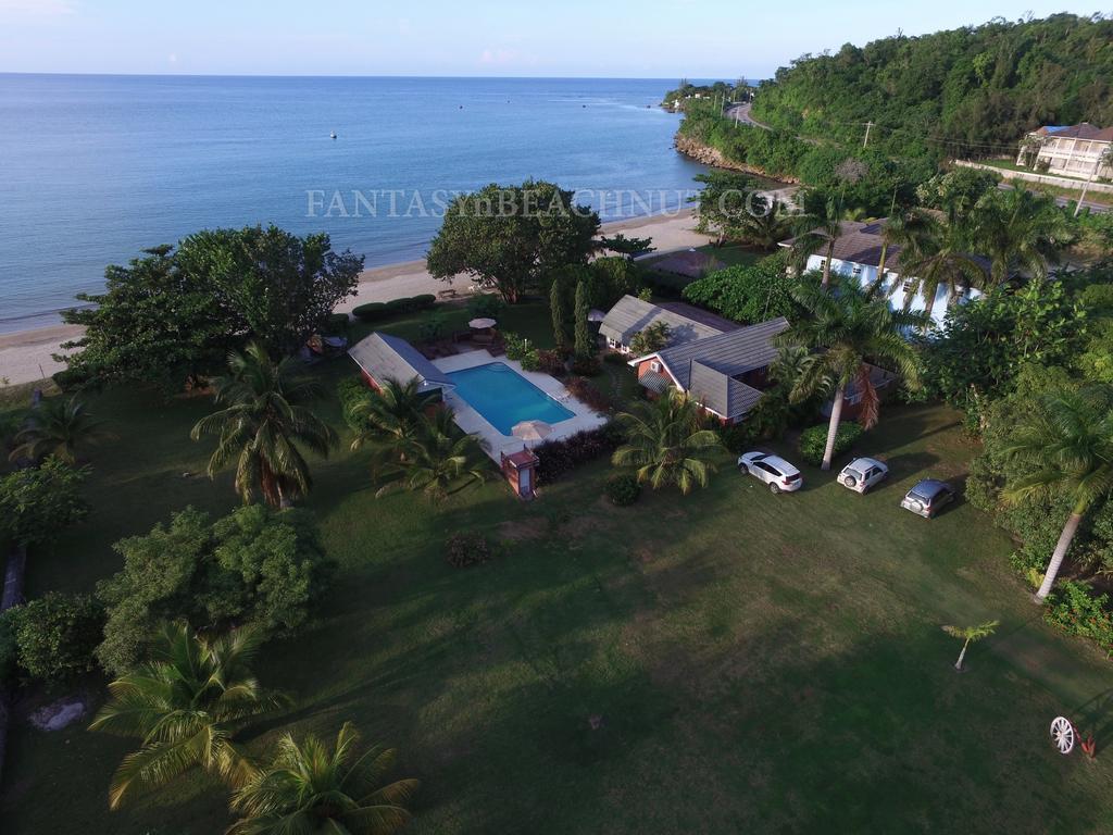 Fantasy & Beachnut Villas Villa Rio Bueno
