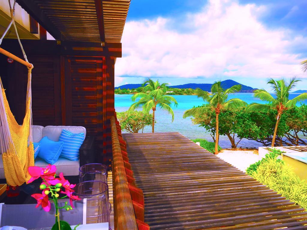 Luxury Beachfront Duplex On Sapphire Iv * Frydendal