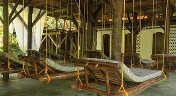Dominican Tree House Village Alojamento Samana