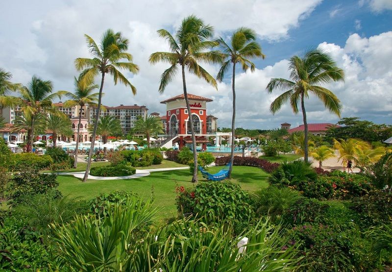 Sandals Grande Antigua & Hotel Dickenson Bay