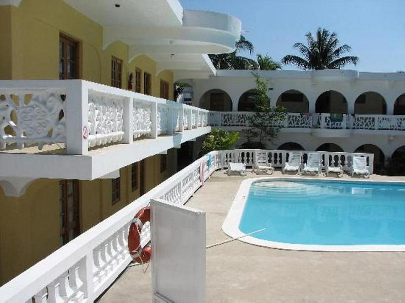 Hotel Pure Oasis 3*