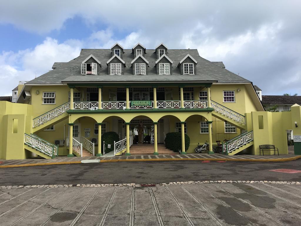 Castle * Ocho Rios