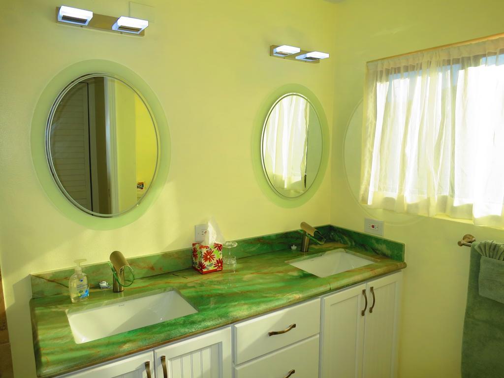 Apartment Luxury Beachfront Duplex On Sapphire Iv *