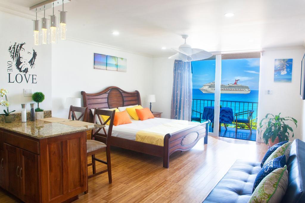 Club Apartment *