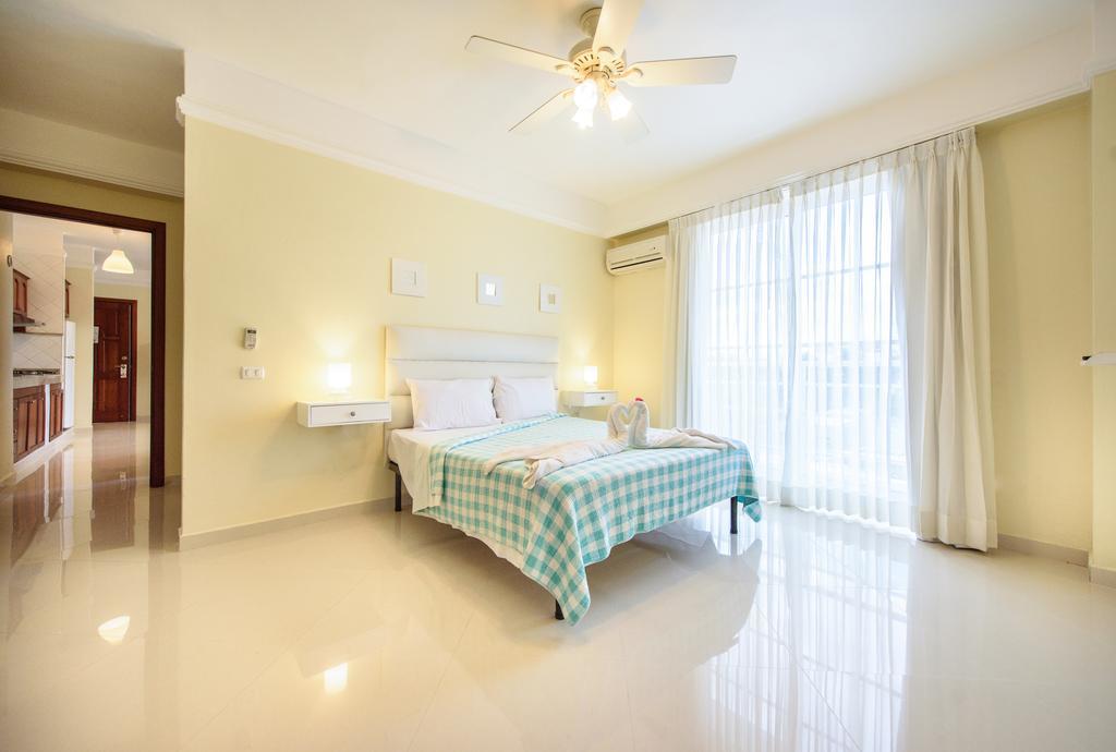 Aparthotel Shakey 3*