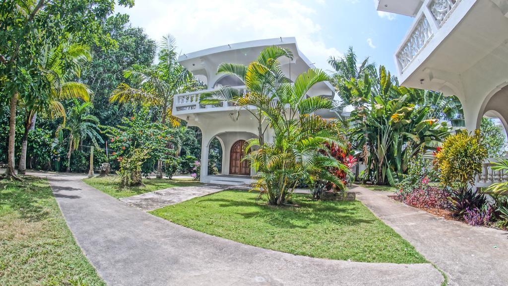Pure Oasis Hotel Negril