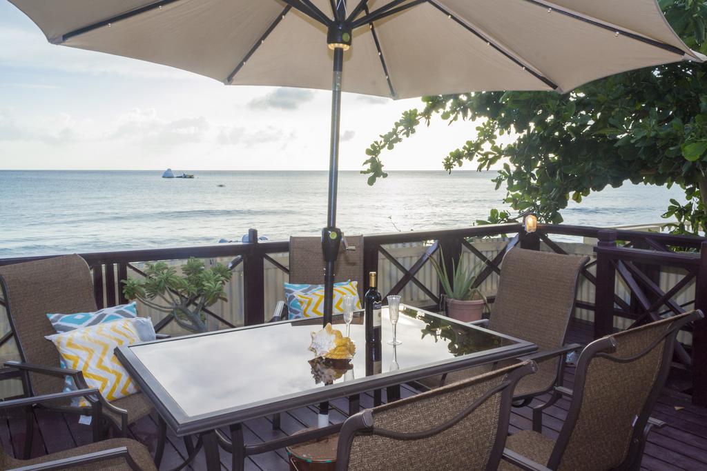 Darrel Cot Beachfront Holiday home Saint Peter