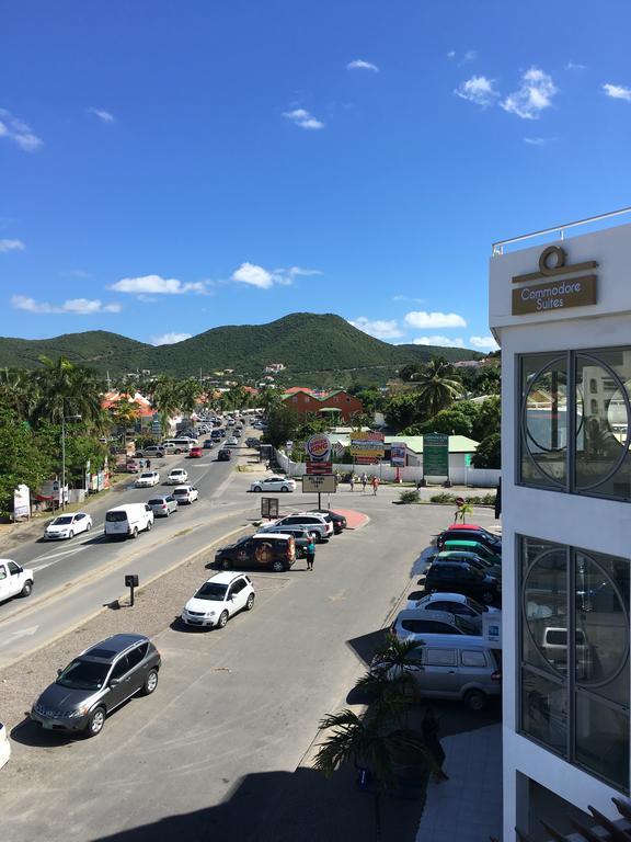 Commodore Hotel 3*
