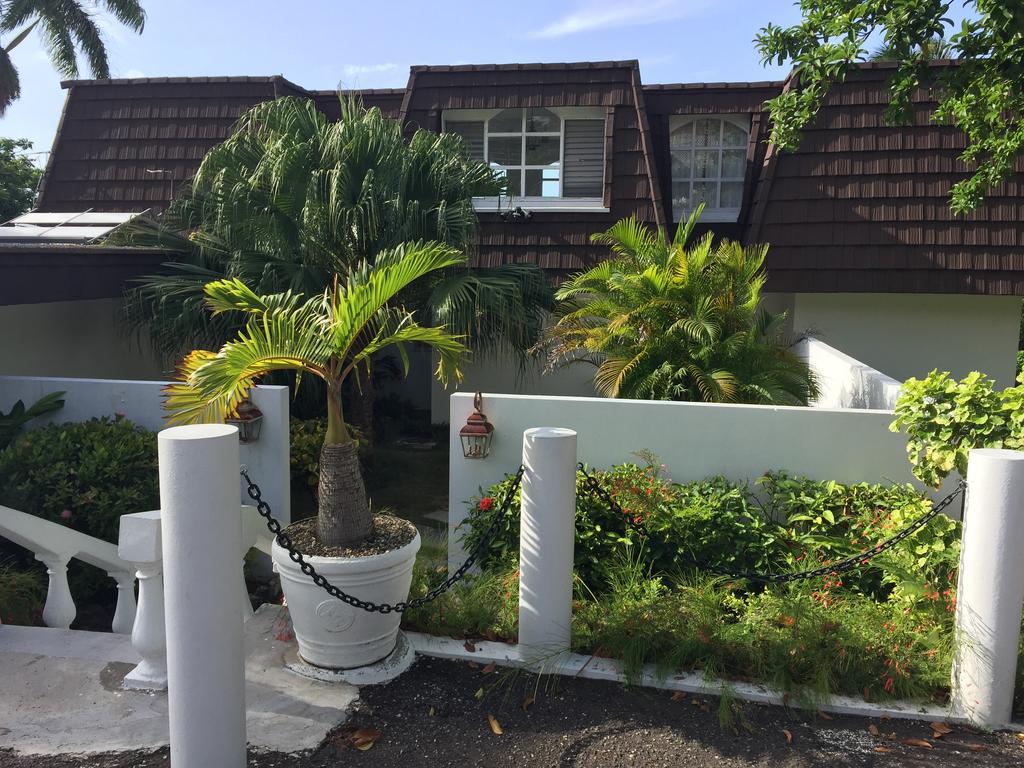 Villa Burlingames Montego Bay