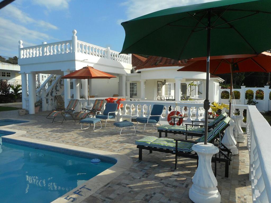 Villa Royal Vista Duncans
