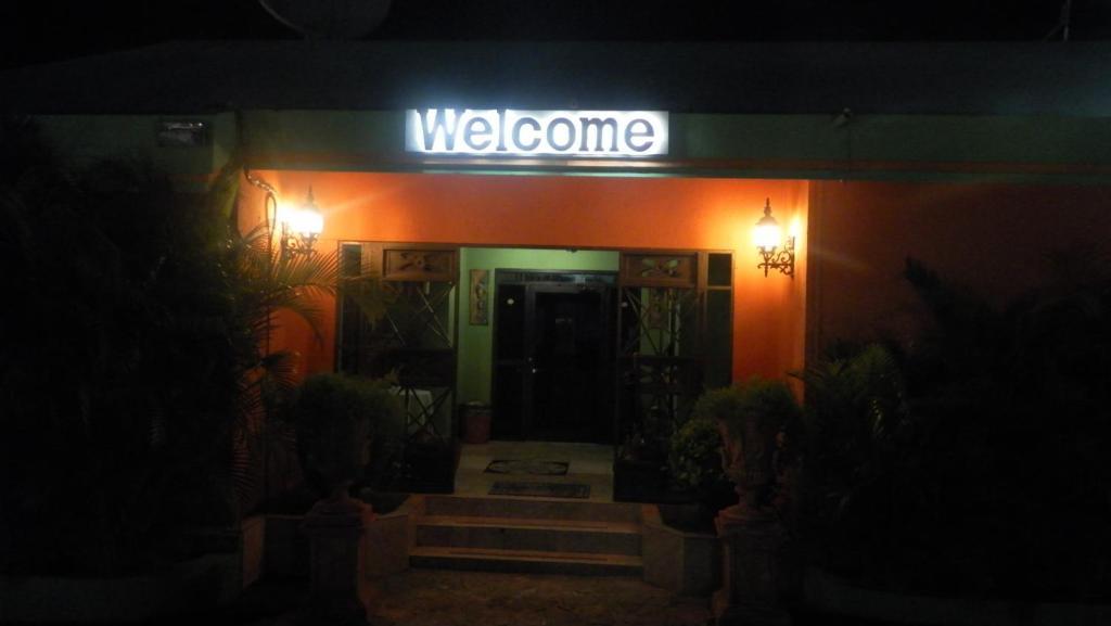 La Maison Hotel 3*