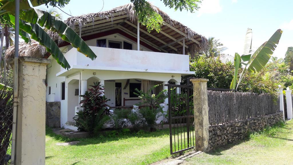 Guest house La Caleta *