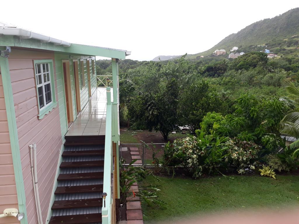 Unforgetable Gardens Apartment *