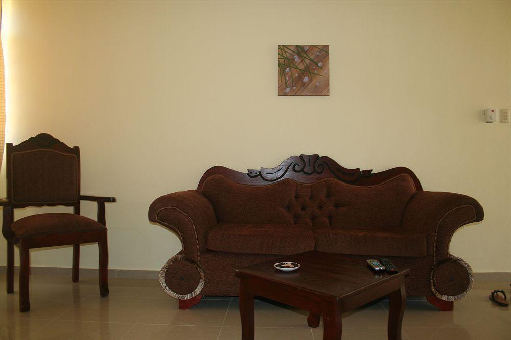 Costambar Apartment *