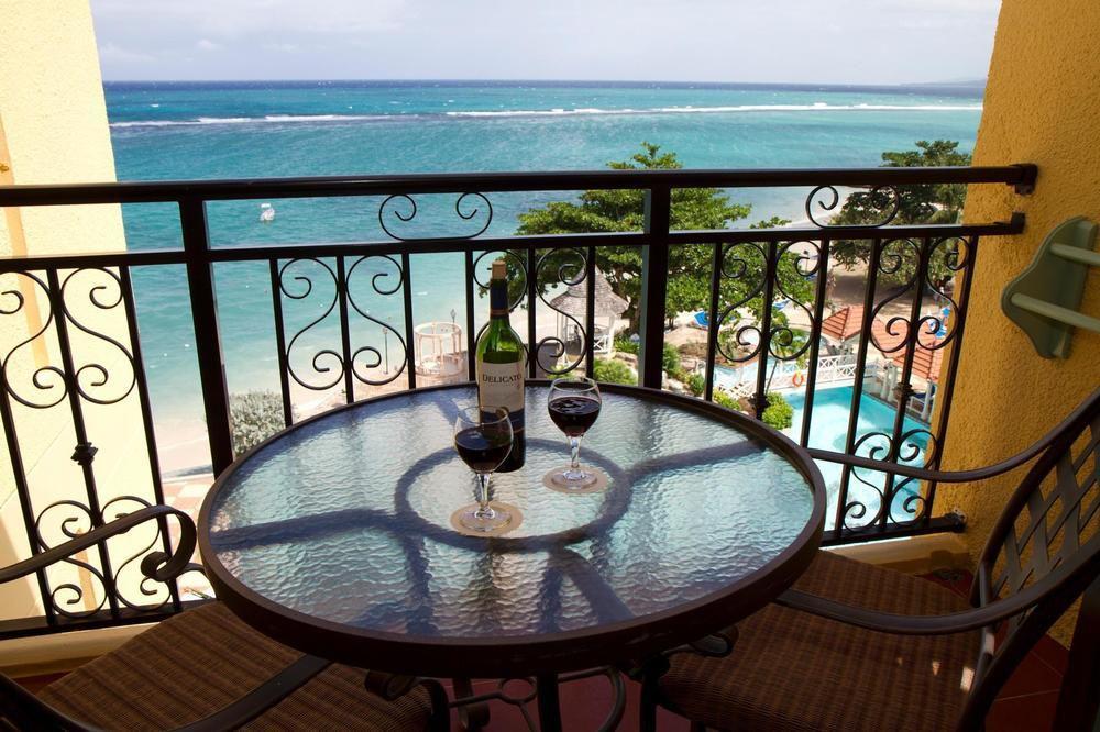 Hotel Jewel Dunn's River Beach & Spa, Ocho Rios,curio Collection By Hilton