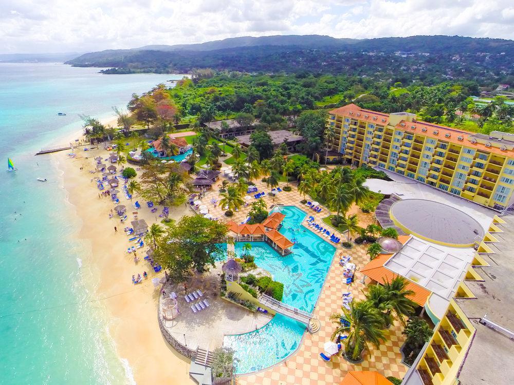 Jewel Dunn's River Beach & Spa, Ocho Rios,curio Collection By Hilton 4* Mammee Bay