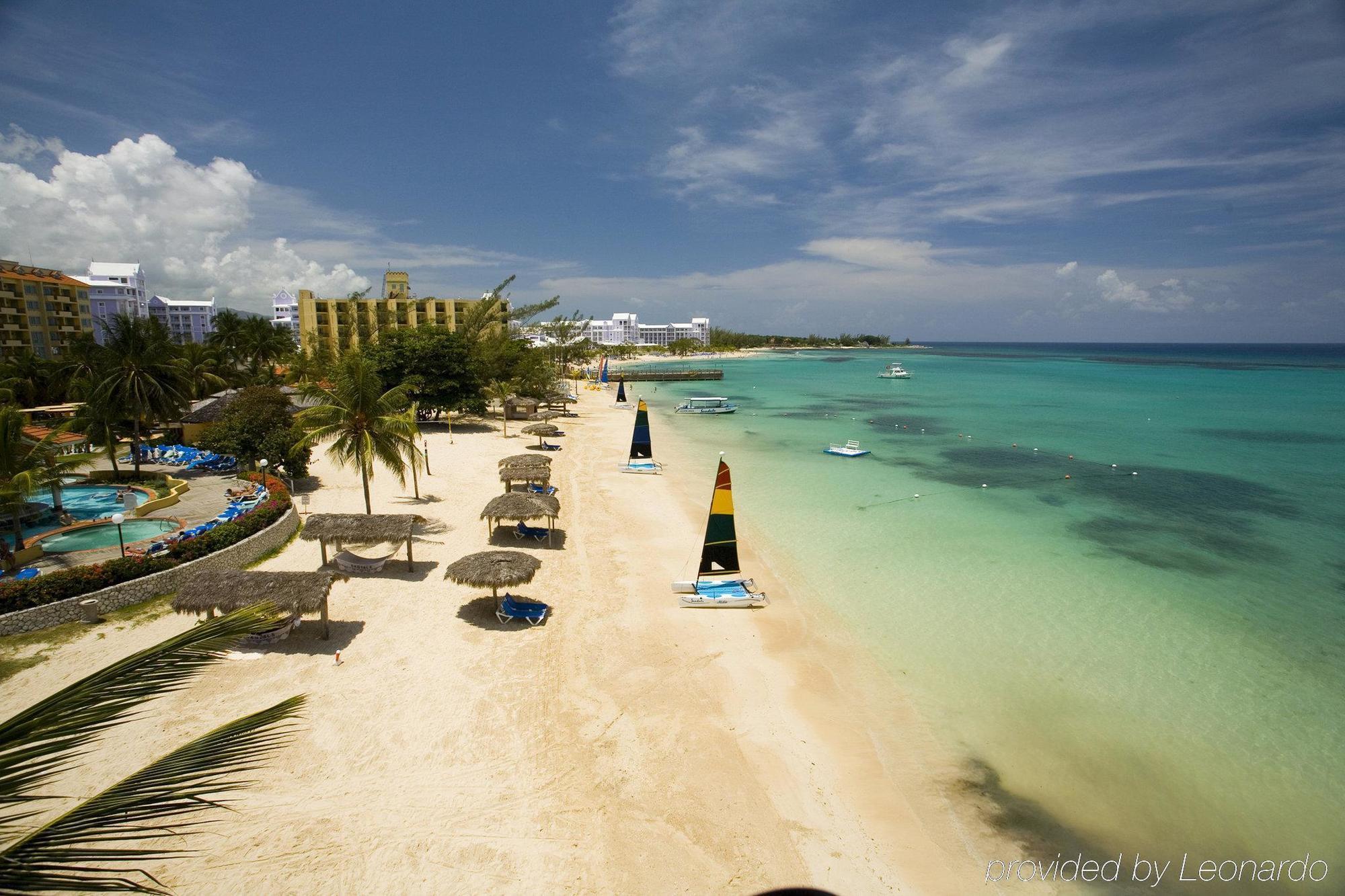 Hotel Jewel Dunn's River Beach & Spa, Ocho Rios,curio Collection By Hilton